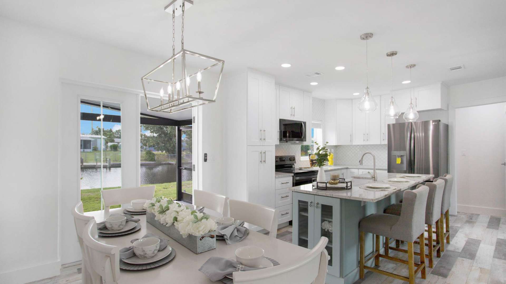 Kitchen by SWFL Renovation Professionals